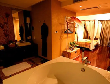 佛山顺德区养生会所的黄昏恋：当爱情遇上八十岁